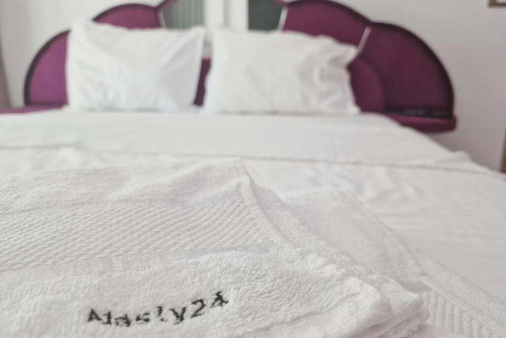 Nasty 24 Aparthotel Pool & Spa Mamaia Nord Năvodari Exterior foto